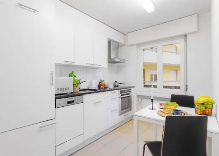 2 Bedrooms Lägenhet Zürich