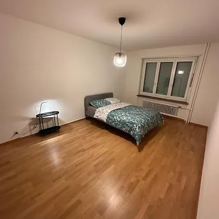 2 Bedrooms Цюрих